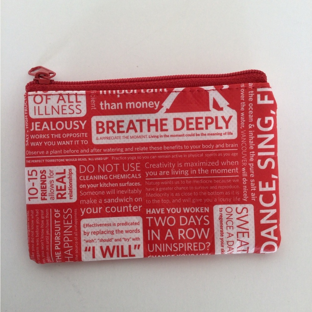 LULULEMON RED ZIPPERED CARD CASE